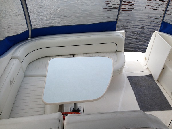 Bayliner 305