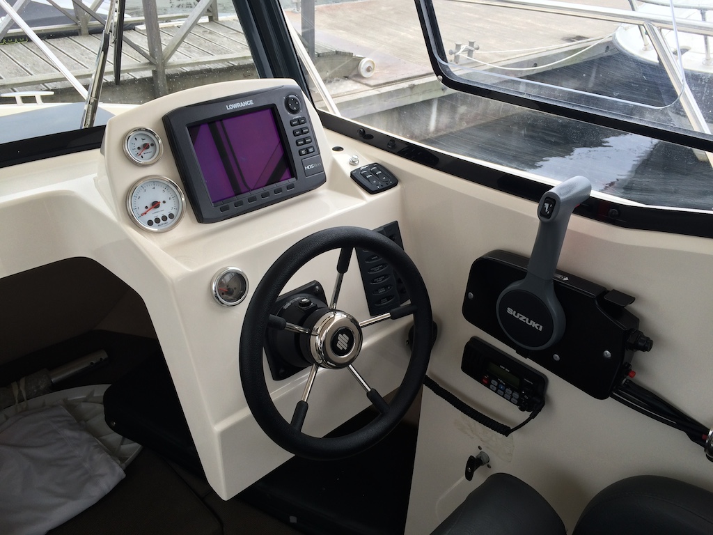 Parker 660 PilotHouse