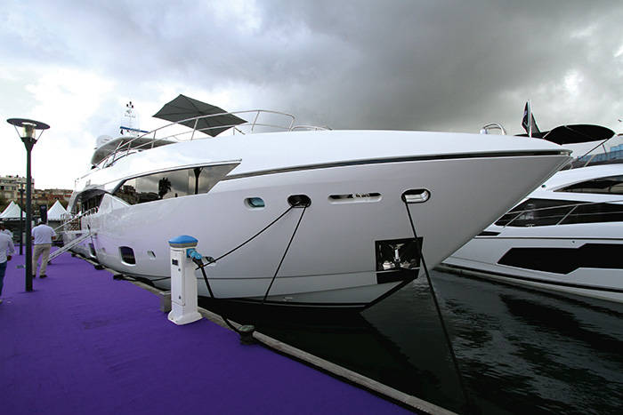 Sunseeker 101 Sport Yacht