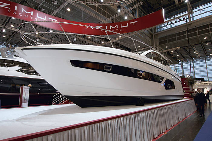 Премьера Azimut Atlantis 43