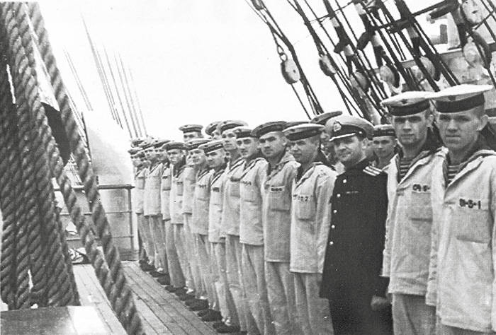 Советские военные курсанты на построении. 50 – 60-е гг.