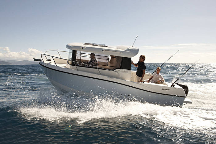 Quicksilver Captur 675 Pilothouse