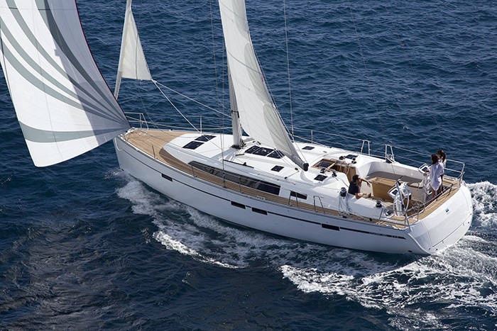 Bavaria Cruiser 37